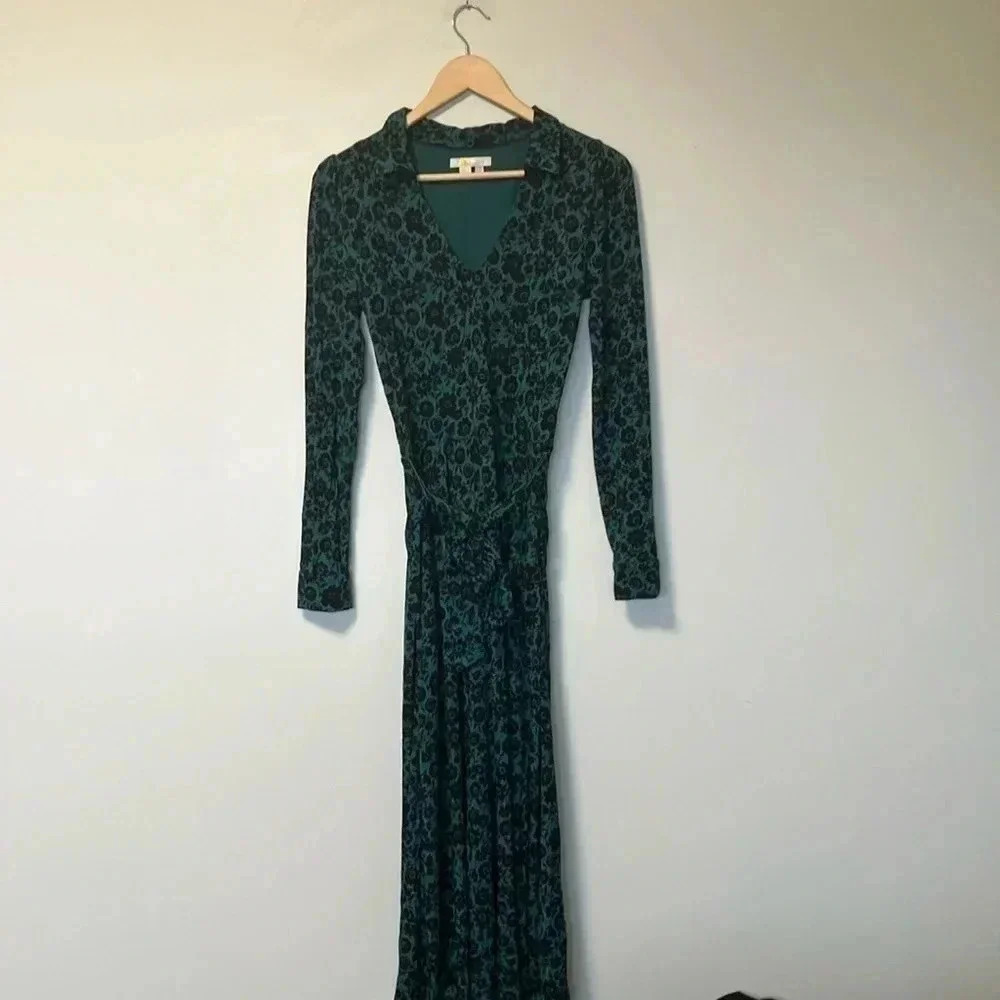 Boden green black floral v neck long sleeve maxi dress with belt